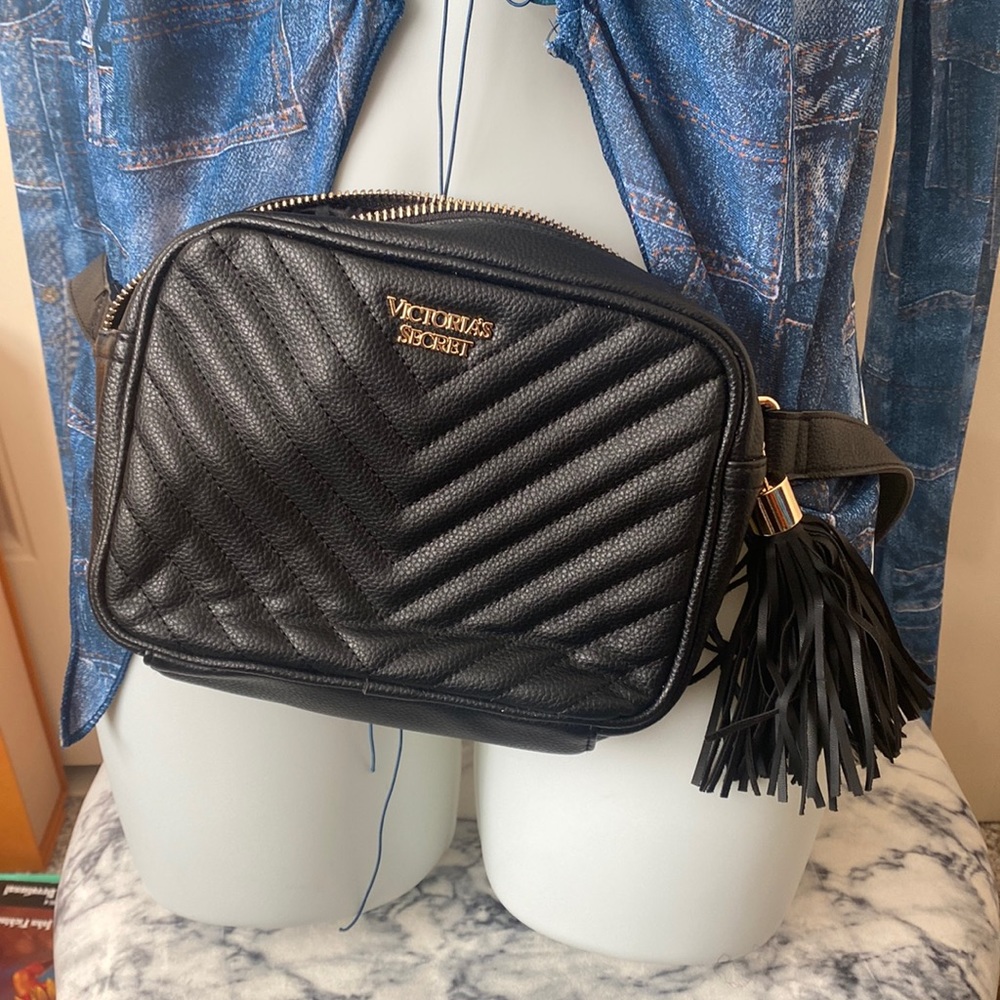 Victoria’s Secret waist pouch